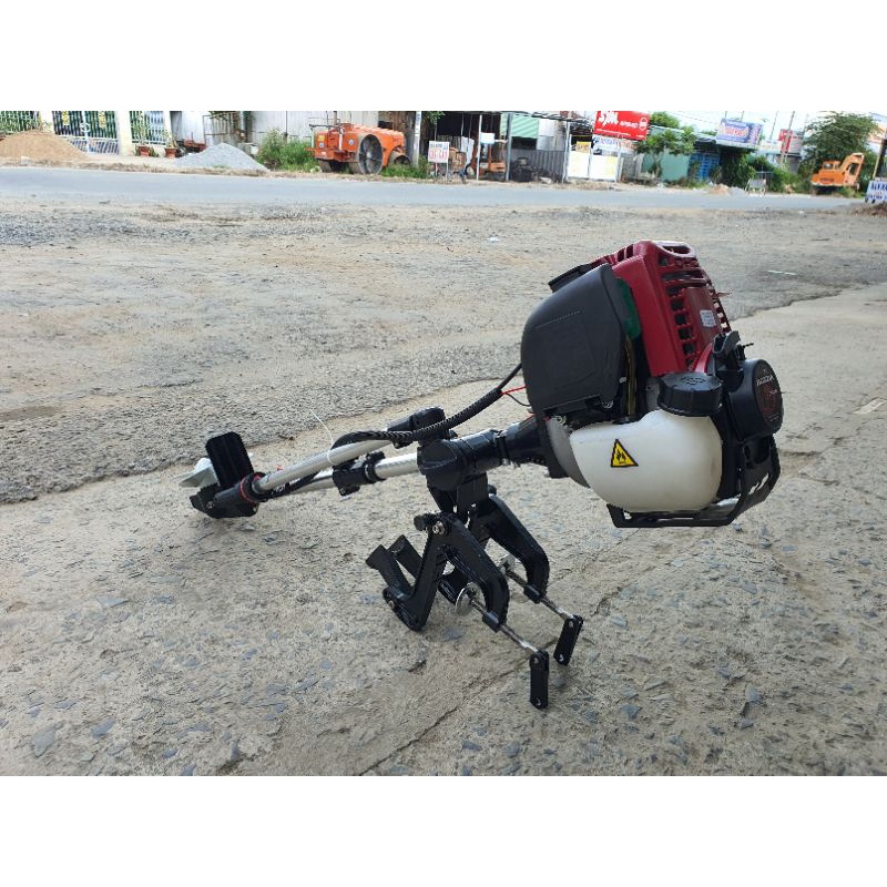 Máy chạy thuyền hơi 4 thì. Động cơ kèm dàn láp chân vịt đứng chạy xuồng và Ca Nô