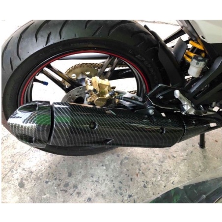 Chụp ốp pô exciter 150 Sơn full cacbon