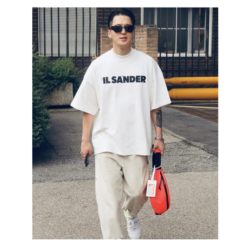 Áo Thun Tay Lỡ Jil Sander, Áo phông nam nữ form rộng 100% cotton | BigBuy360 - bigbuy360.vn
