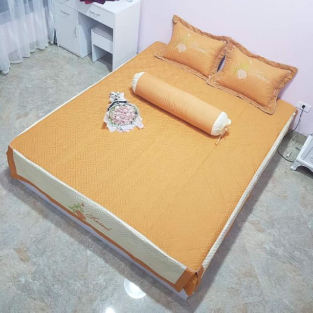 Bộ ga phủ giường 1m6, 1m8, 2m trần bông vải satin cao cấp