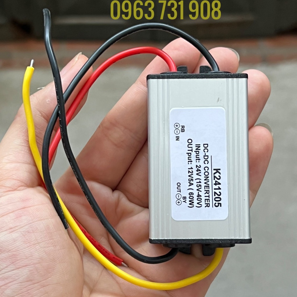 Thiết bị chuyển dổi điện áp từ 15V đến 40V xuống điện áp 12V 5A chống nước