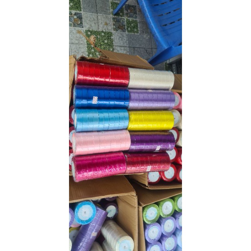 Cây Ruy băng  lụa 2cm ( 10 cuộn 1 màu)