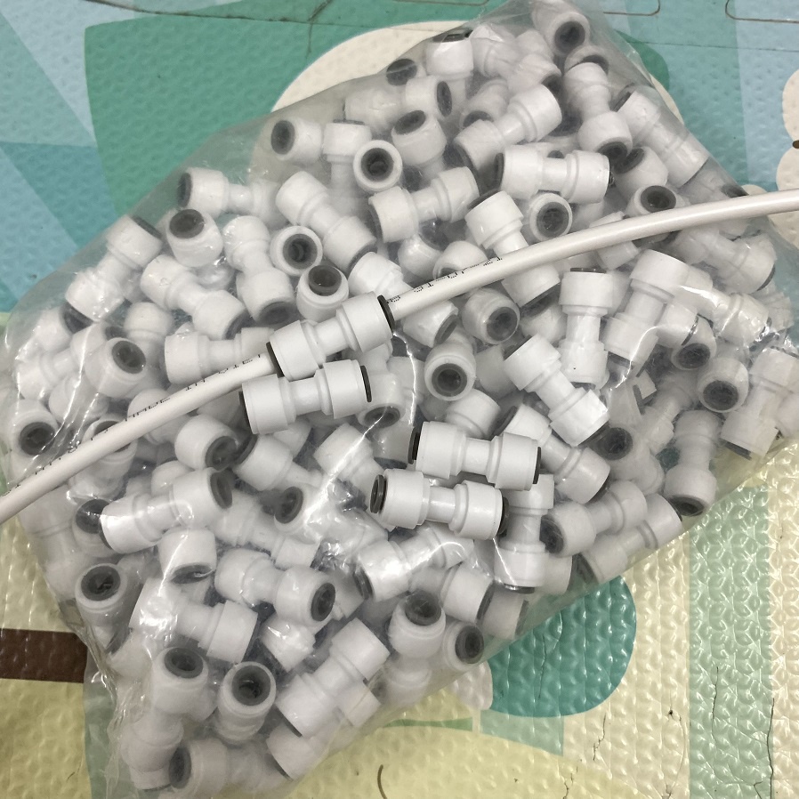 Cút nối thẳng 2 đầu dây 6 nối nhanh