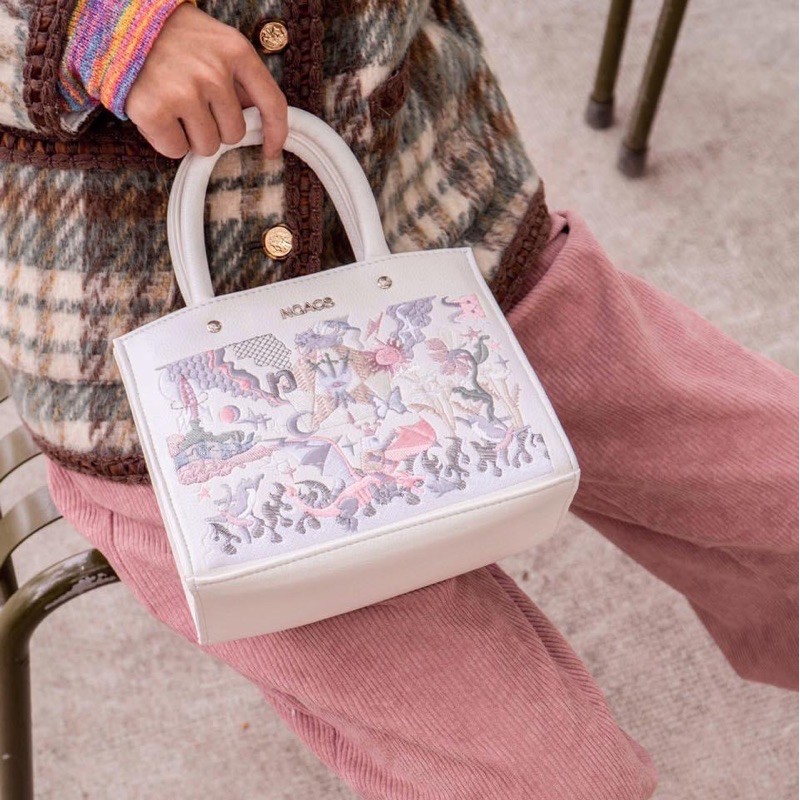 [Mã 2611THTRANG100K hoàn 10% xu đơn 99K] Túi xách da nữ đeo chéo The Book Bag Ngaos | BigBuy360 - bigbuy360.vn