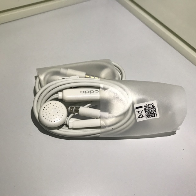 Tai nghe oppo chân tròn 3.5mm
