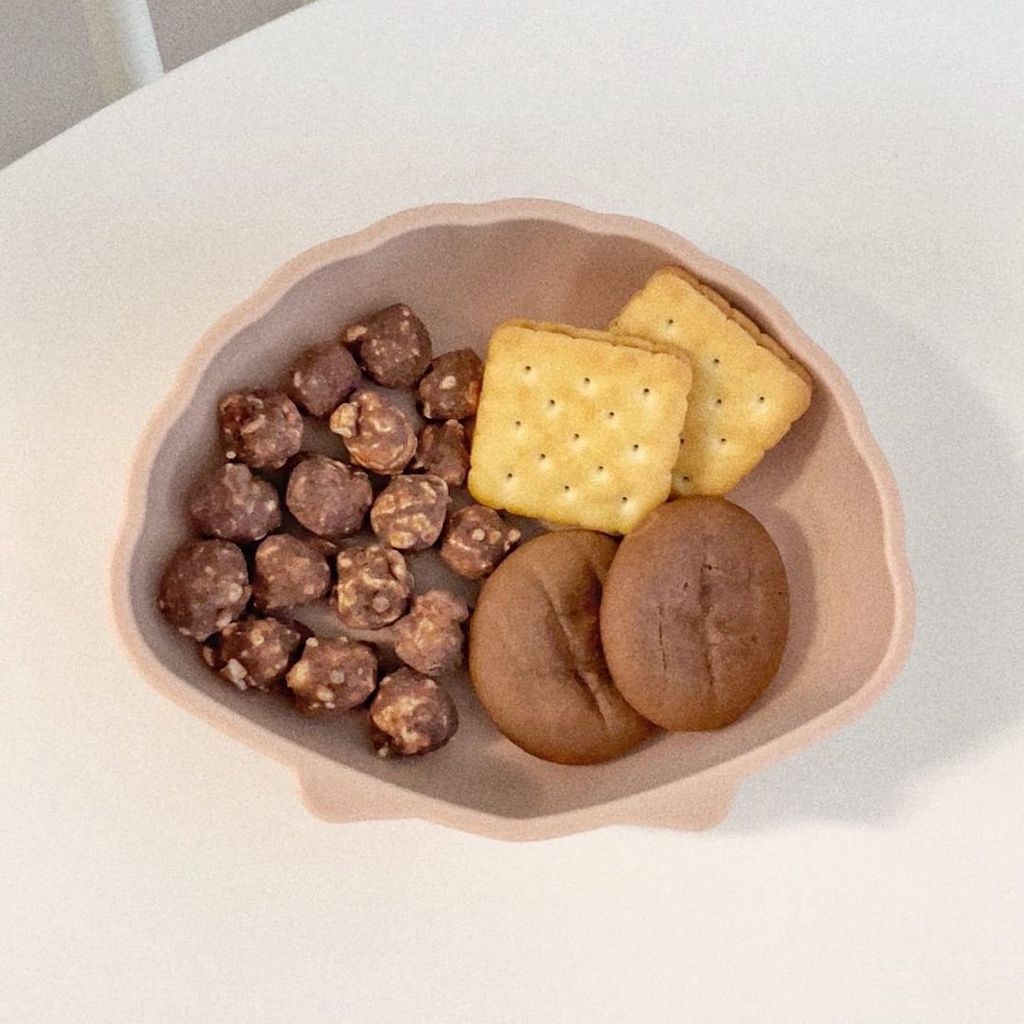 Đĩa ăn dặm silicon cho bé hình vỏ sò có đế hit chống đổ TGM Hàn Quốc