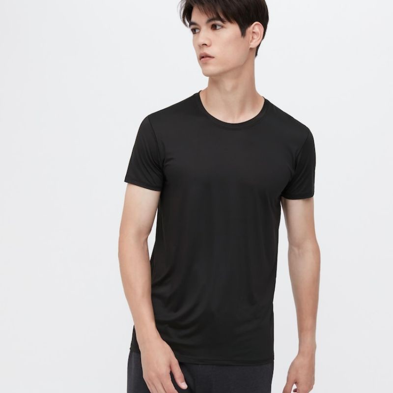 Áo phông làm mát Arism UNiQLO màu đen Nhật Bản