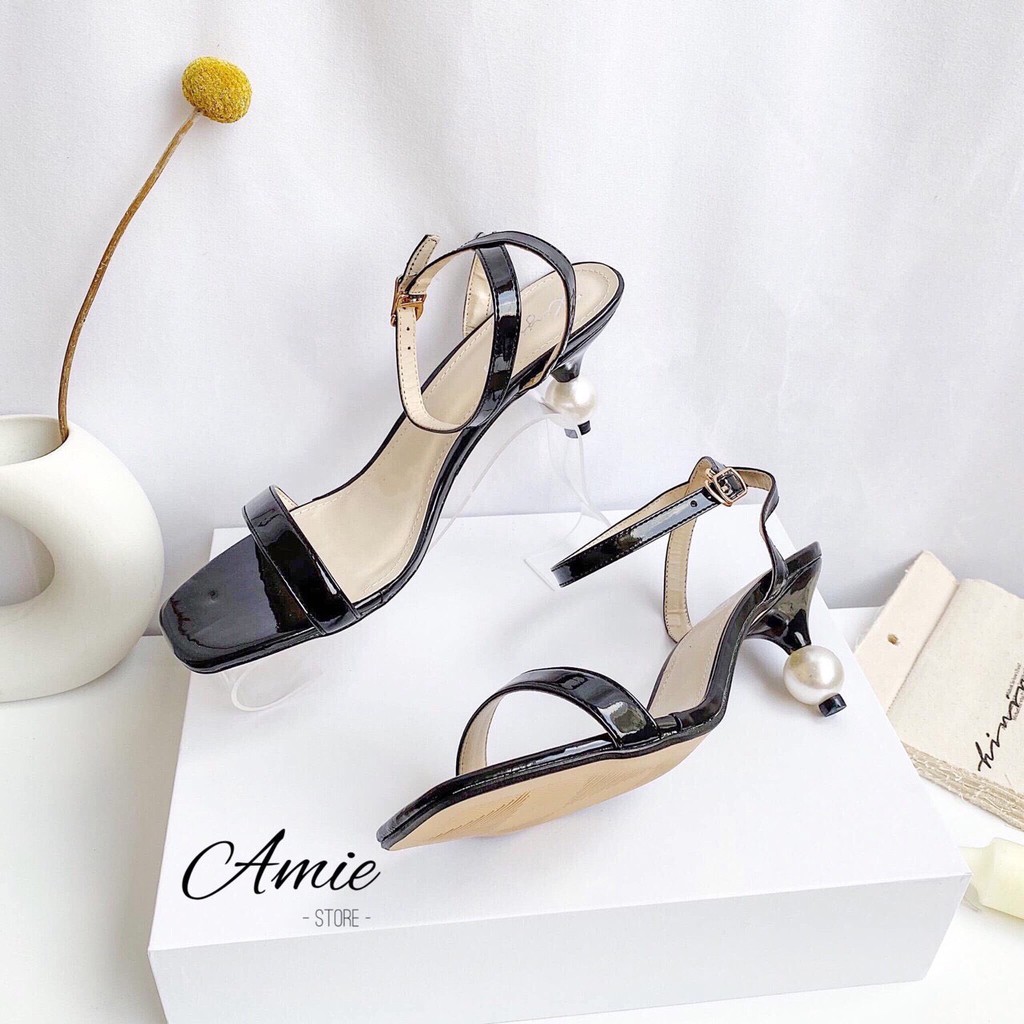 Dép quai mảnh gót  hạt ngọc cực xinh lên chân điệu đà và cá tinh hot trend 2020