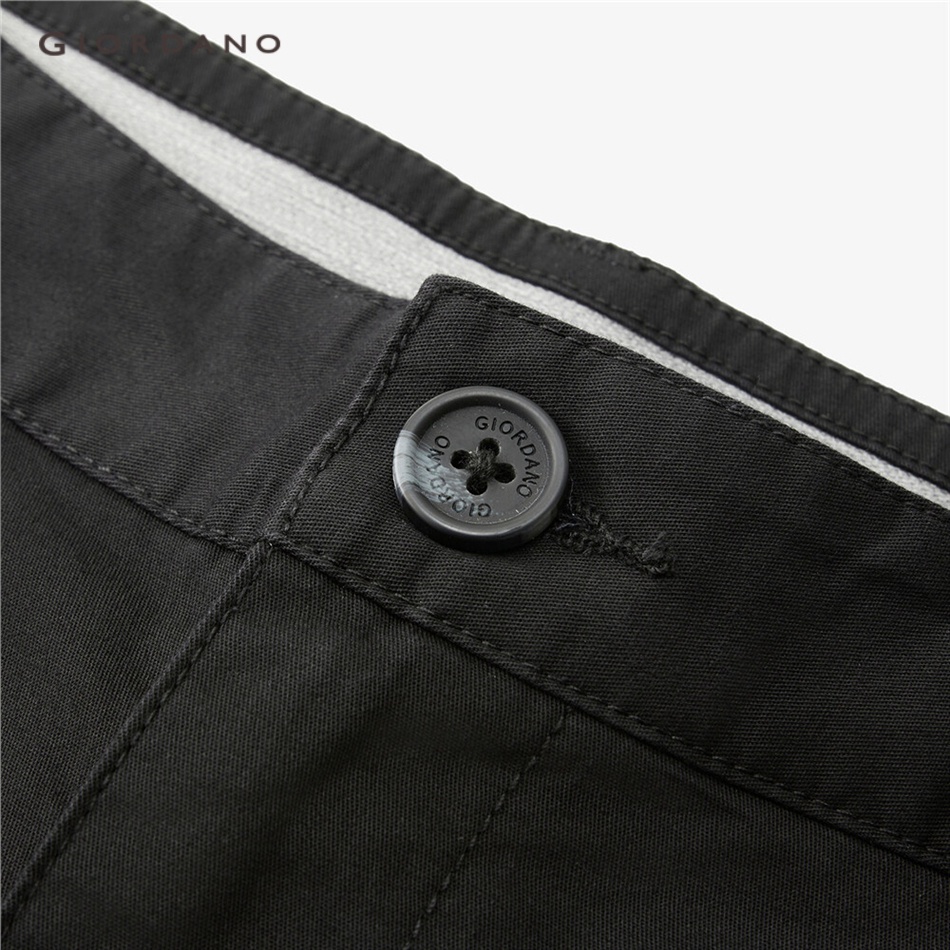 Quần đùi GIORDANO 01102341 eo cao vừa chất cotton mỏng thoải mái co giãn cao cấp cho nam