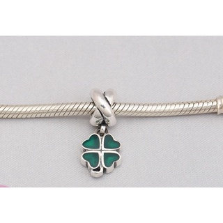 Charm treo cỏ 4 lá