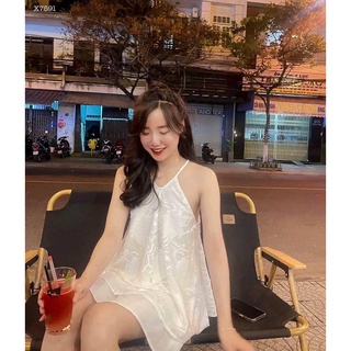 Set áo hoa nổi cổ yếm kèm short