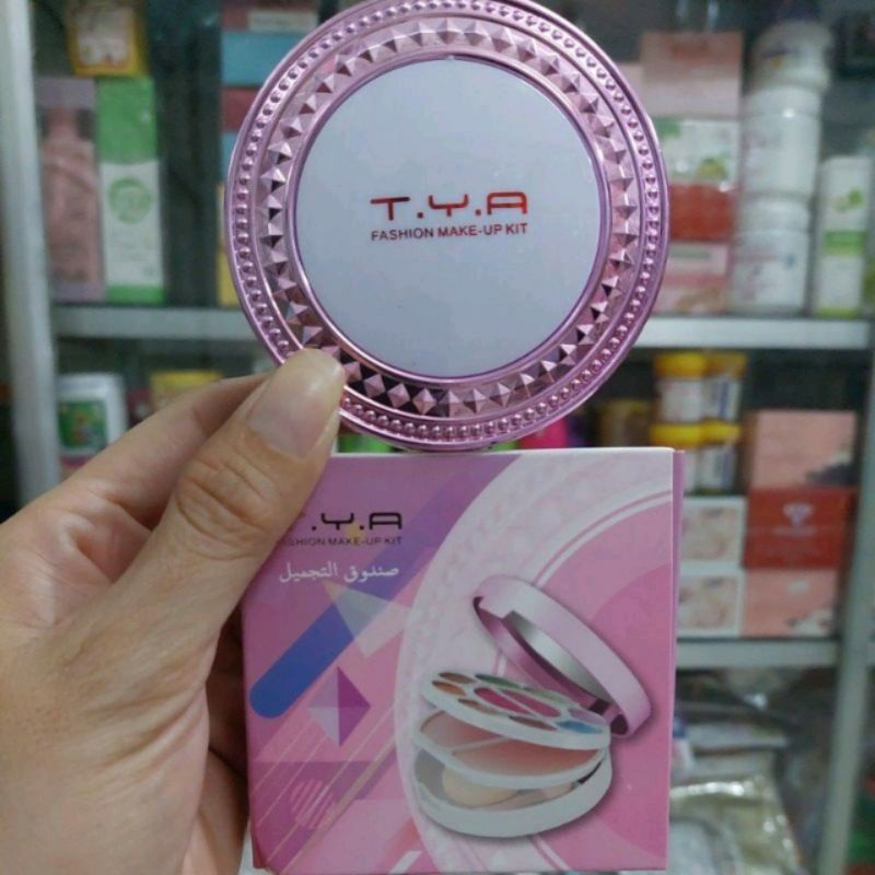 HỘP PHẤN TRANG ĐIỂM TIỆN DỤNG 3 TRONG 1 T.Y.A 18G VỪA PHẤN MẮT NHŨ VỪA PHẤN PHỦ VỪA MÔI