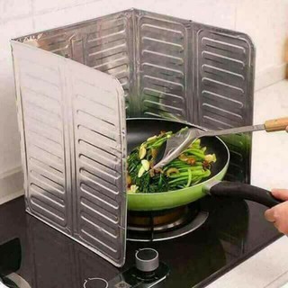 Dụng cụ chắn bếp tránh dầu mỡ bằng bạc tiện dụng