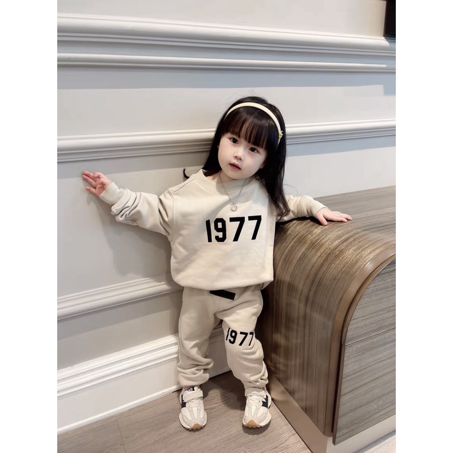 Bộ quần áo nỉ cổ tròn 1977 cho bé , Bộ trẻ em unisex , Kid_genZ