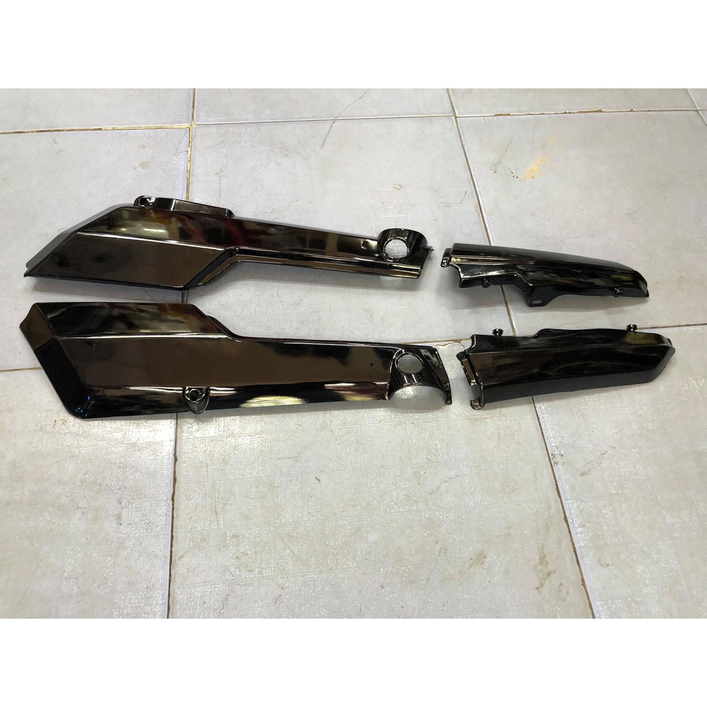 Cặp ốp hong nhựa đen cho anh em dọn xe win100