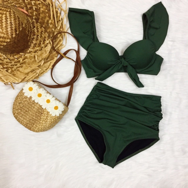 Bikini lưng cao, áo tay bèo cánh tiên xinh xắn