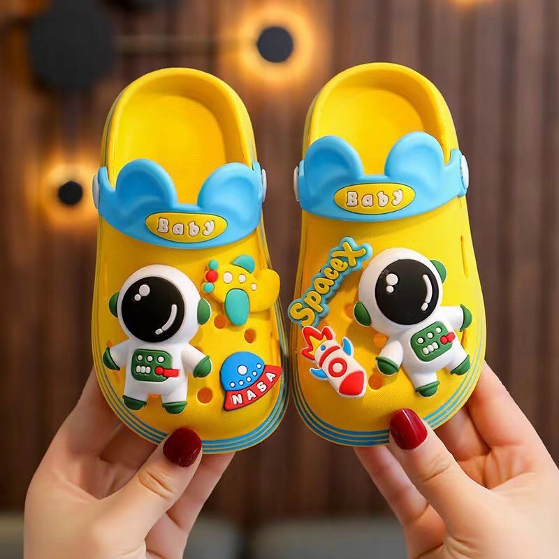 [XẢ KHO] DÉP SỤC STICKERS PHI HÀNH GIA CHO BÉ TRAI VÀ BÉ GÁI SIZE TỪ 18-33