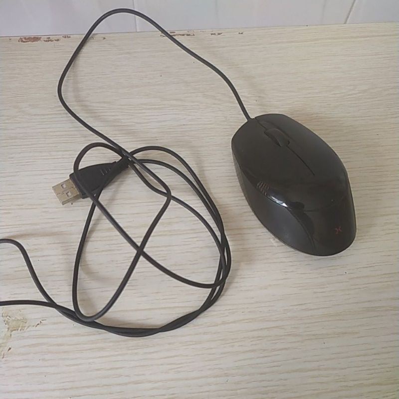 Chuột máy tính có dây