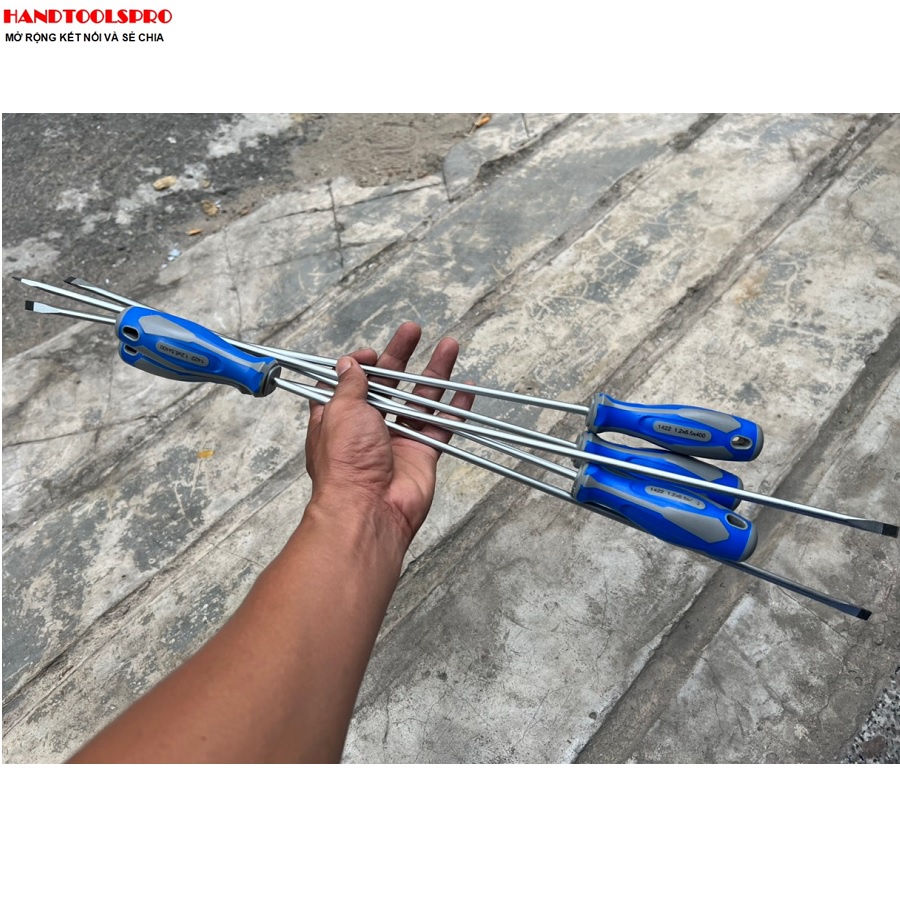 Tua vít đầu dẹp 6.5X400mm Kingtony 14226516