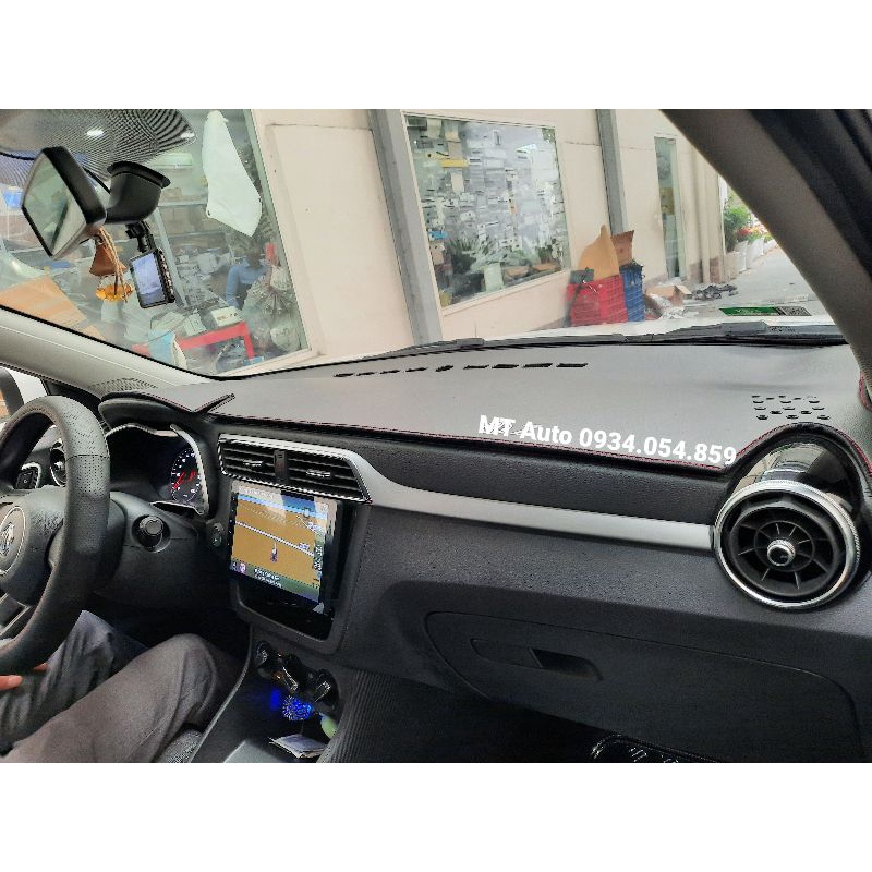 Thảm trải taplo MG ZS