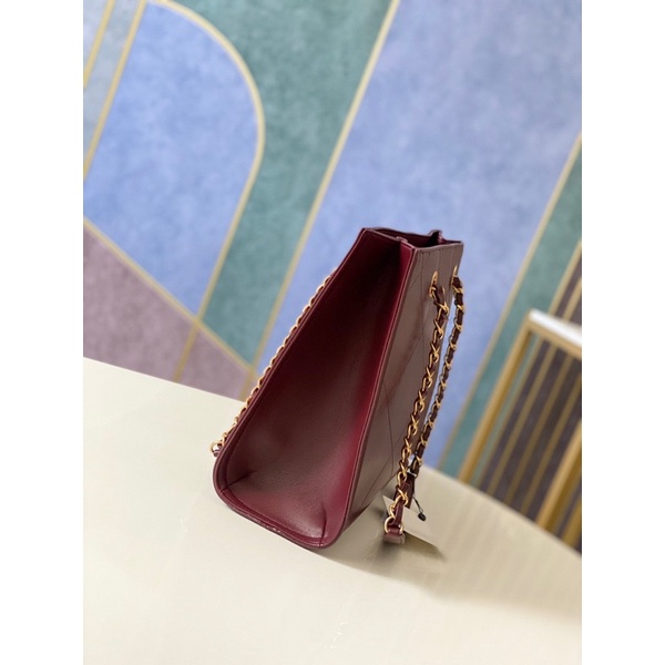 Túi xách nữ thương hiệu Chanel Channel 𝘾𝙝𝙖𝙣𝙚𝙡 CN bản size lớn da thật cao cấp màu đỏ đô hàng vip 1-1