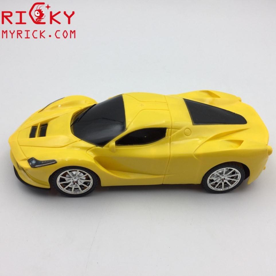 Xe điều khiển vô lăng