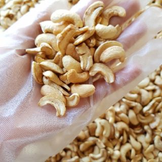 Hạt  Điều Vỡ Đôi A cồ sấy (đã tách vỏ) - 500Gr