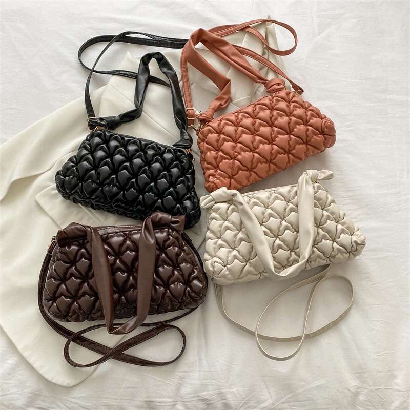 Túi Đeo Chéo Hình Thoi Thêu Đường Chỉ Đơn Sức Chứa Lớn Mẫu Mới 2022 Cho Nữ