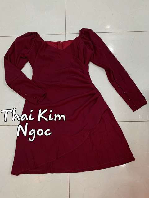 Đầm xoè đắp chéo tà xếp li eo tay phồng | BigBuy360 - bigbuy360.vn