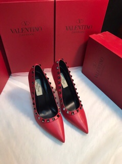 Giầy Valentin viền đinh fullbox