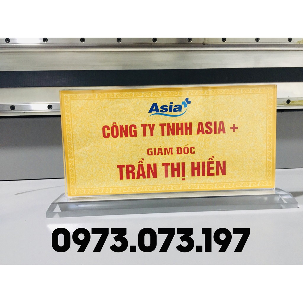 Biển chức danh mica 10x20cm.