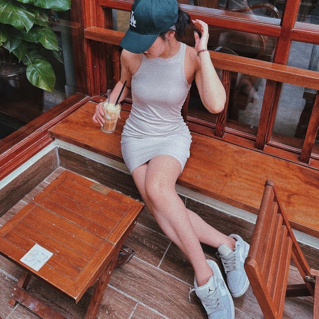 Uyen Le Clothing