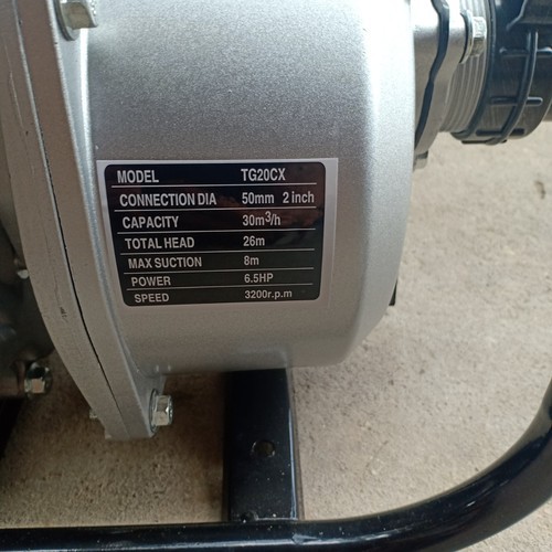 Máy bơm nước chạy xăng Honda. GX200 6.5HP, khởi động dễ dàng