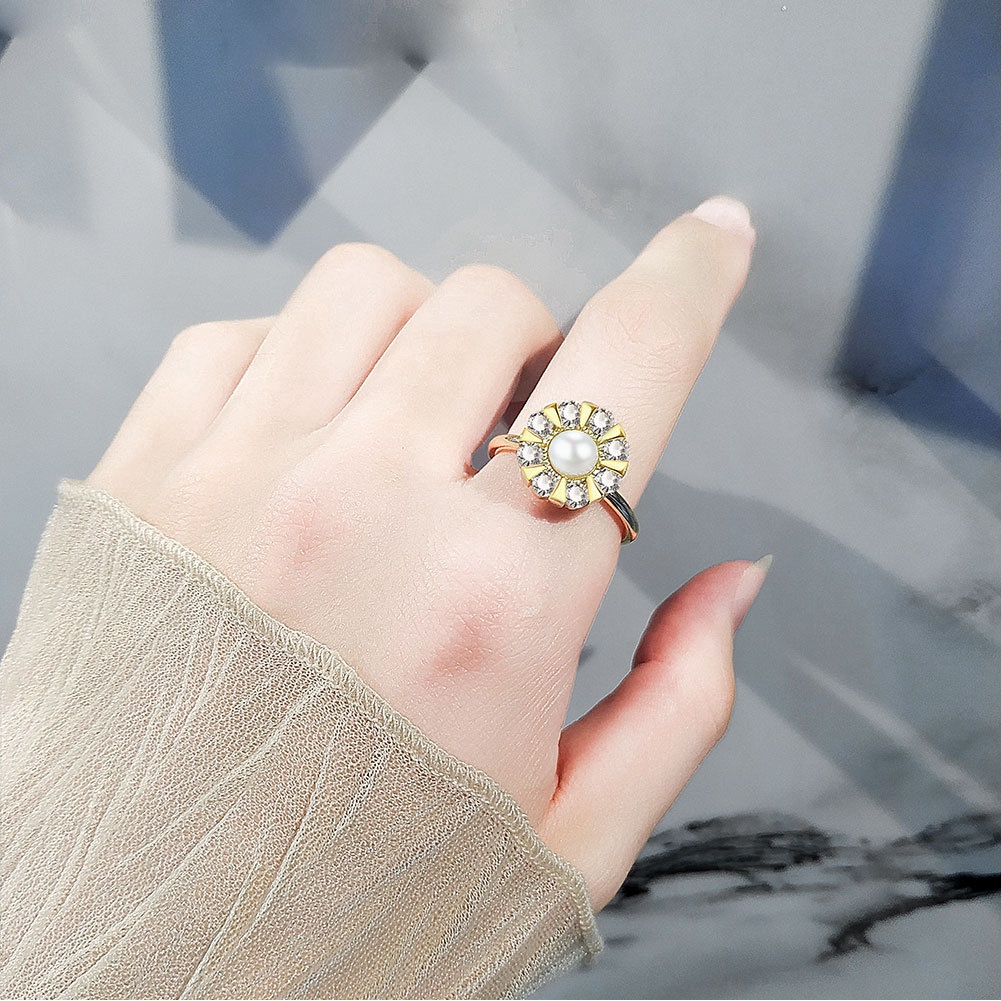 Nhẫn Xoay Hình Hoa Hướng Dương Đính Kim Cương Giả Có Thể Điều Chỉnh Kích