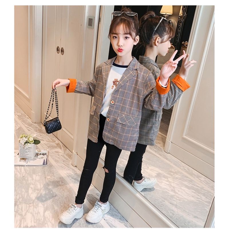 Áo khoác blazer kẻ sọc cho bé gái cực cá tính