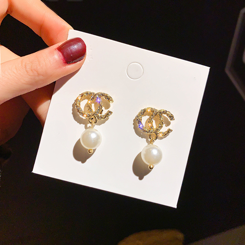 Bông Tai Chữ C Đính Ngọc Trai Thời Trang Hàn Quốc Cho Nữ