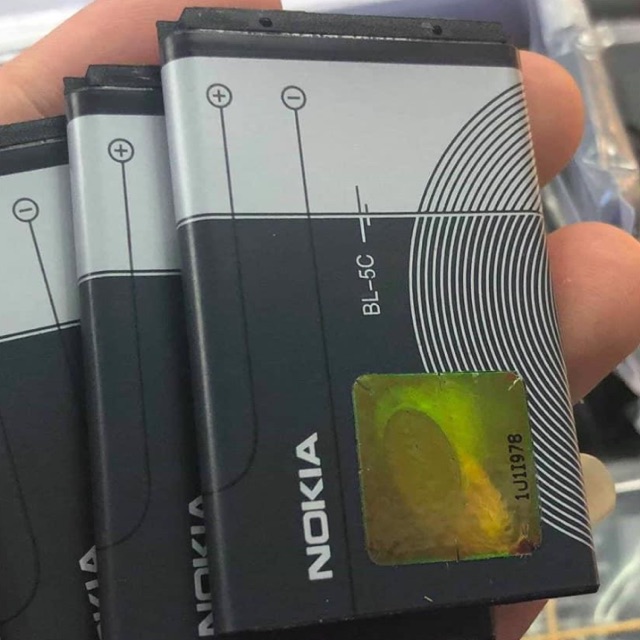 Pin BL 5C dành cho các dòng máy Nokia đen trắng.