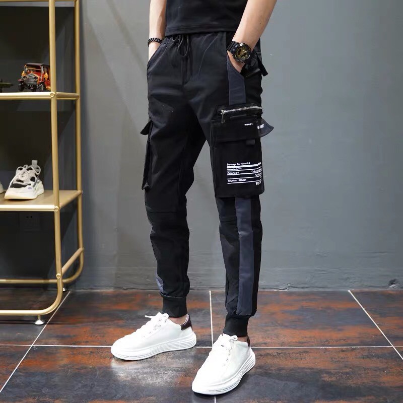 Quần Jogger kaki túi hộp phối line, in chữ có khóa zip unisex nam nữ JKTH20