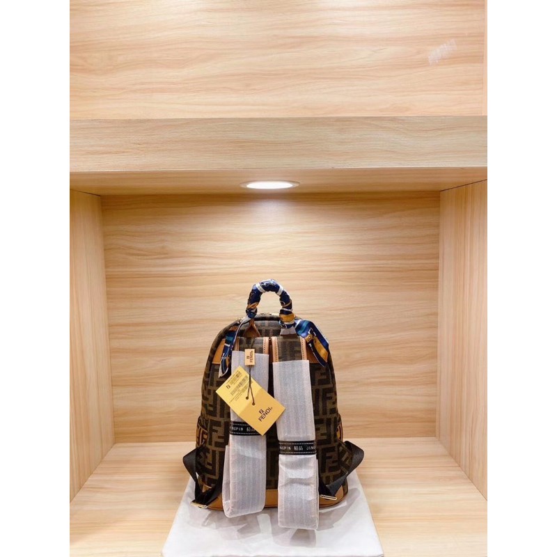 Balo fendi size25cm đẹp xuất sắc luôn ạ