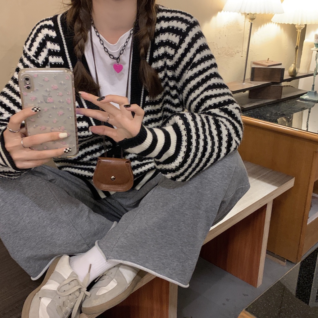 Áo Khoác Cardigan Dệt Kim Dáng Rộng Họa Tiết Kẻ Sọc Thời Trang Mùa Thu Phong Cách Hàn Quốc Mới Cho Nữ