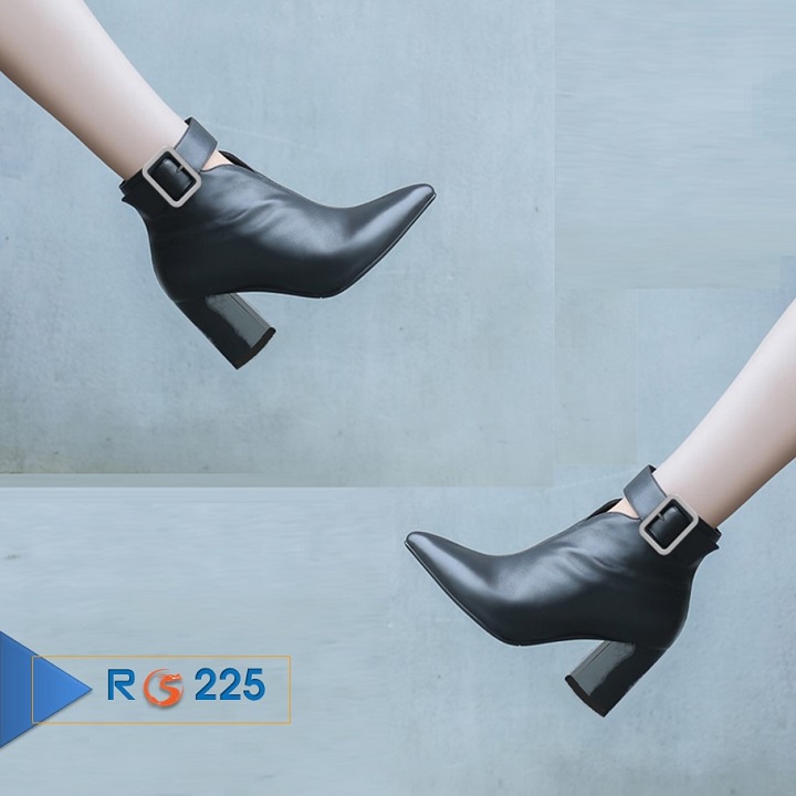 Giày boots nữ cổ ngắn 7p hàng hiệu rosata đẹp màu đen thời trang ro225