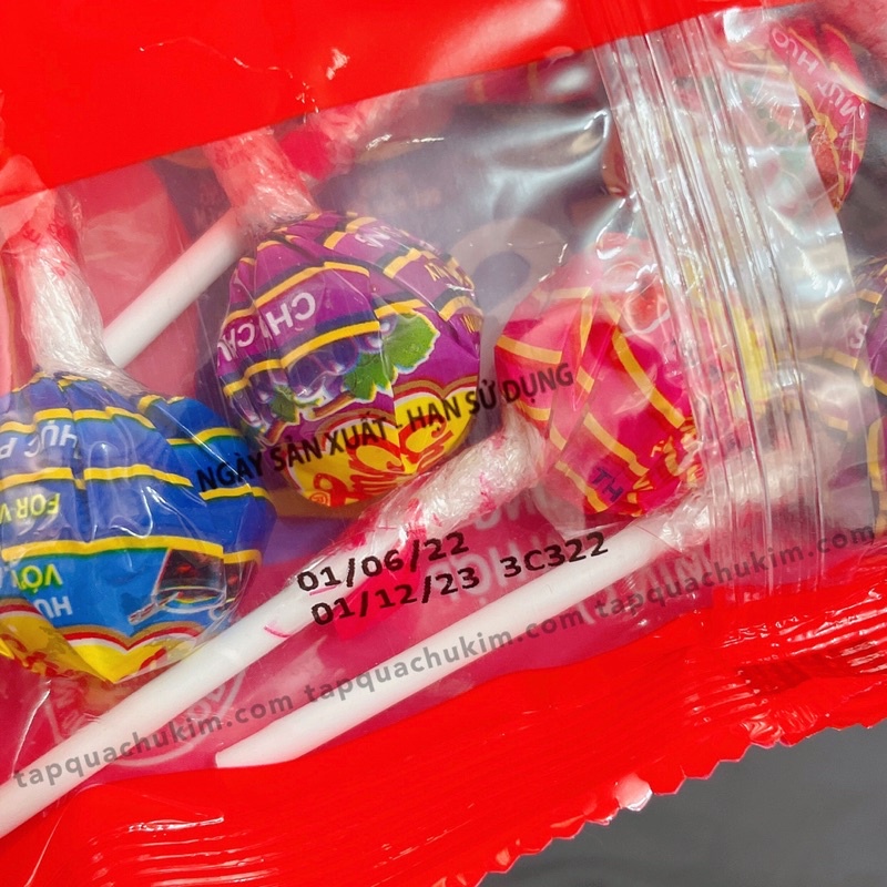 Kẹo mút CHUPA CHUPS màu đen hương trái cây sắc màu bịch 10 CÂY