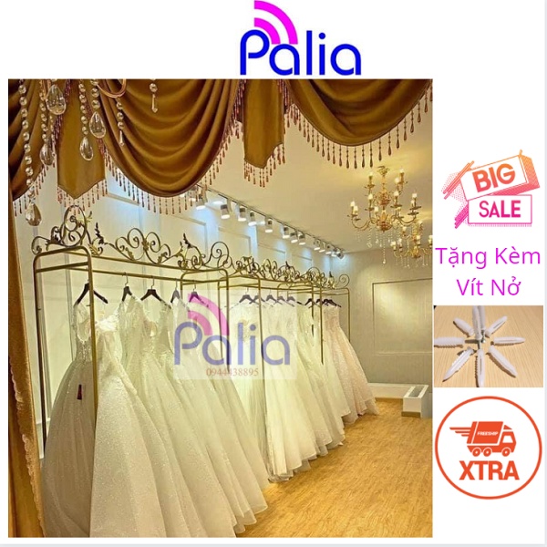 Giá kệ treo áo cưới màu vàng cao 2m2 dài 1m5, có hoa văn trang trí siêu đẹp Palia sản xuất cực bền
