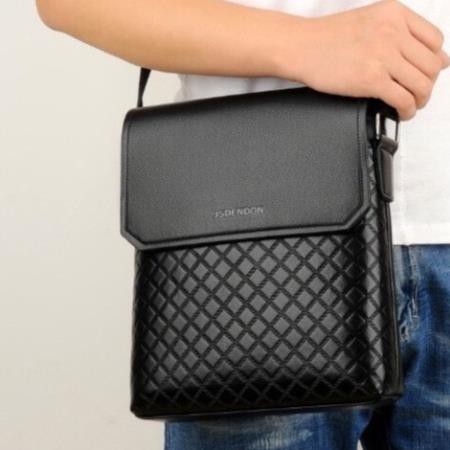 Cặp Da Nam Mini CDC15 Cao Cấp, Nhiều Ngăn Tiện Lợi, Không Nhàu Nát Sờn Cũ Sau Nhiều Năm | BigBuy360 - bigbuy360.vn