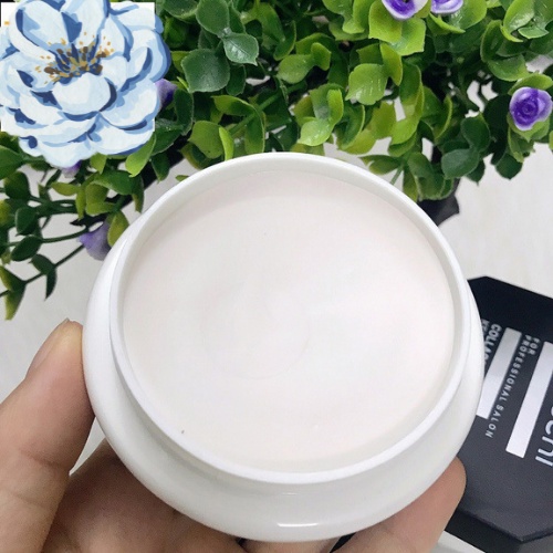 Sáp vuốt tóc FAMOCHI CLAY WAX 100gr tạo kiểu giữ nếp cho tóc. HÀNG CHÍNH HÃNG. AI Store