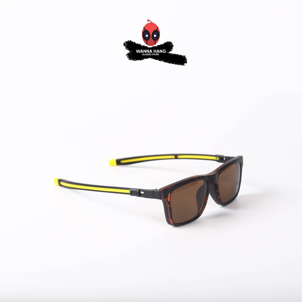 Gọng Kính Cận Thể Thao Nam Nữ 5 Trong 1 Siêu Nhẹ Chịu Lực Có Nam Châm Giữ Cố Định (KTT-01) - Tặng Bao Da Và Bộ 5 Mắt Râm | BigBuy360 - bigbuy360.vn