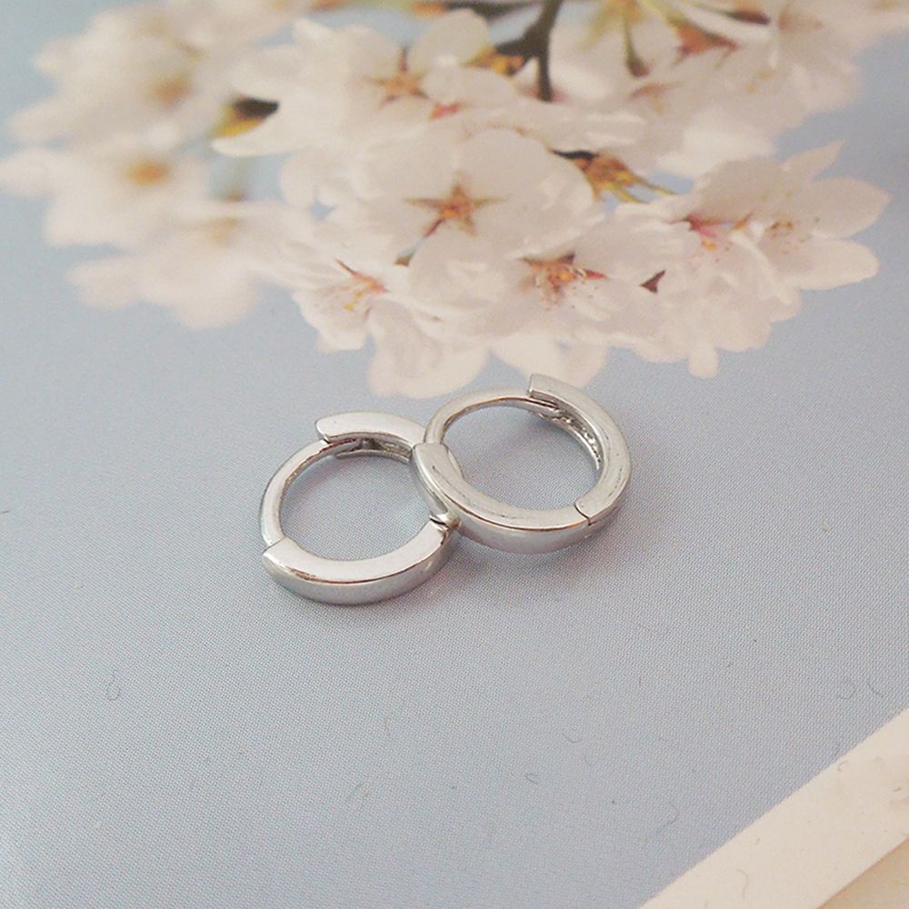 Khuyên tai tròn mini nhiều màu sắc thiết kế đơn giản thời trang cho nữ