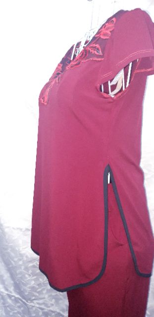 Đồ bộ trung niên mặc nhà trơn màu thêu hoa đính đá/ xẻ tà