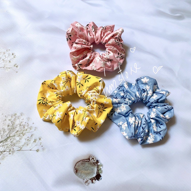 {Ảnh thật}SCRUNCHIES HOA TRẮNG VINTAGE M24 - CỘT TÓC VẢI THỜI TRANG NỮ