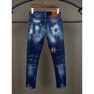 Quần jeans côn DsQ 2020
